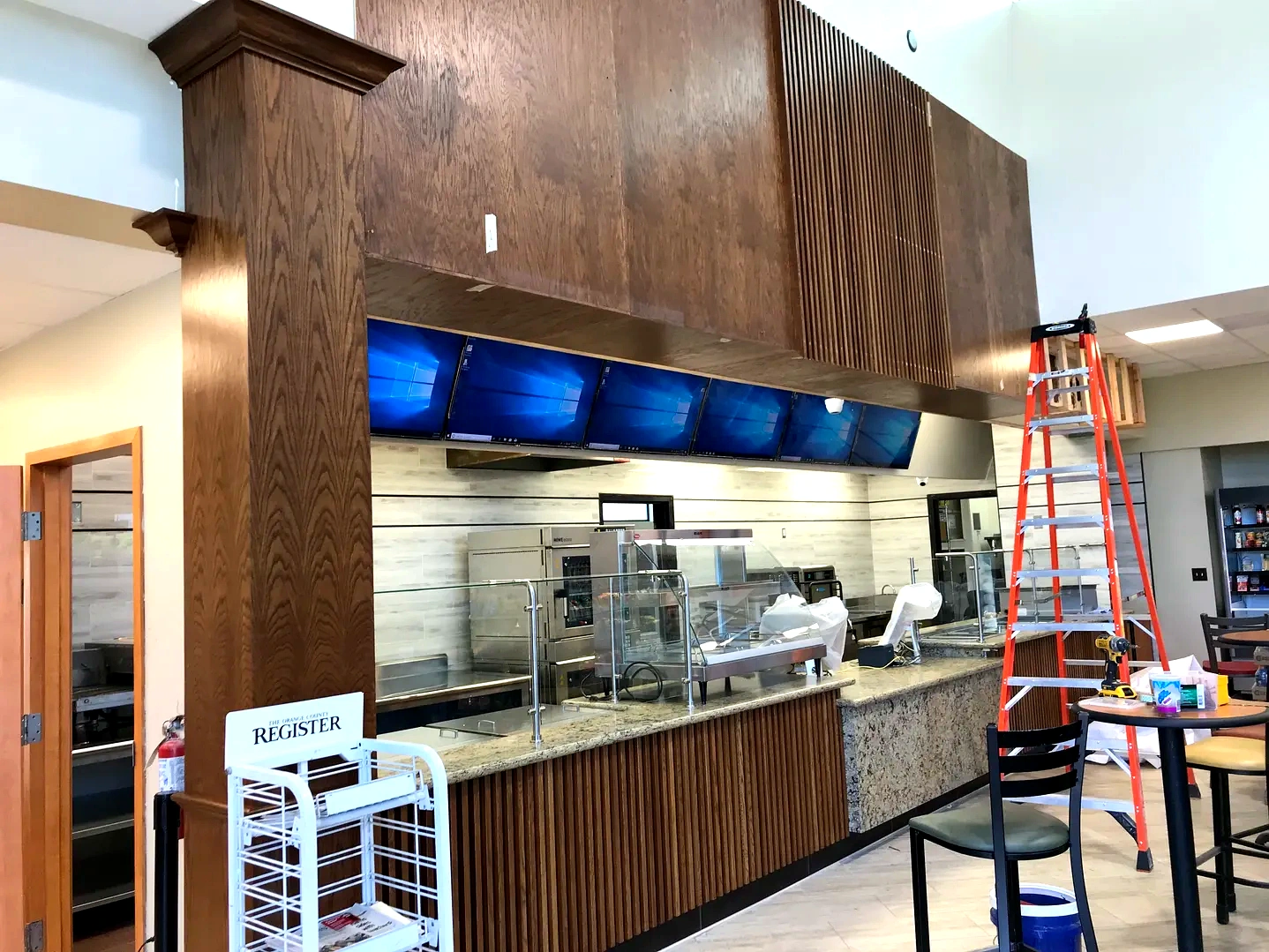 La Vie Pizza & Subs, Lakewood gallery image 12